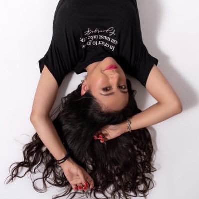 aimatuitstar's profile picture. ✨Cristiana, cafeinómana, emprendedora y contradictoria. // Todo es perfecto. // Ama y confía. // Romanos 8:28 // Memento Mori✨