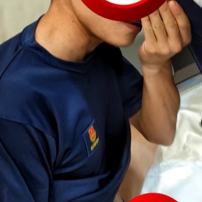 r44113002's profile picture. 