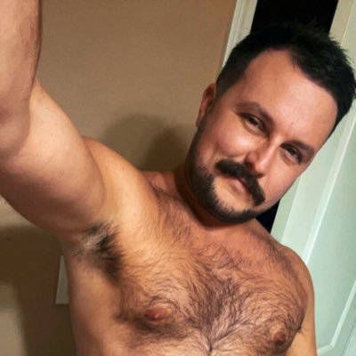 tylerrbret's profile picture. a he/him weirdo who is very into video games. Also rather not safe for work here. 18+ BLM/Trans lives matter