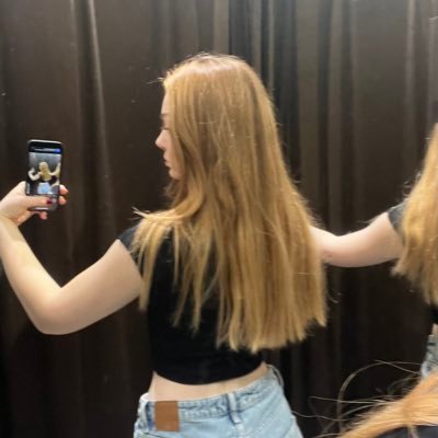 ayyyazra's profile picture. itü