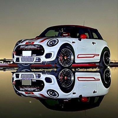 PUkJHsNKX553093's profile picture. 