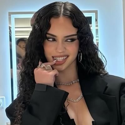 tikhi_mirchiiii's profile picture. 🇮🇳