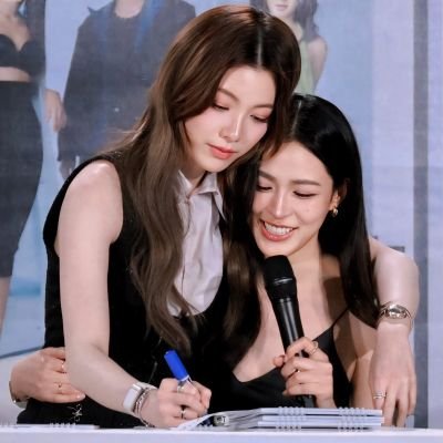 jabawong's profile picture. Just a LingOrm fan
They are my happiness and stress reliever 💖