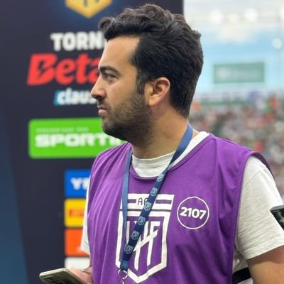 santi_bauza's profile picture. Journalist/Periodista licenciado. Don't believe the hype. Hoy en @ESPNArgentina
📺 ex @TNTSportsAR
📹 @COPA90 @LigaAFA
🎙️ @HandOfPod
✍🏽 @BTLvid ex @LANACION