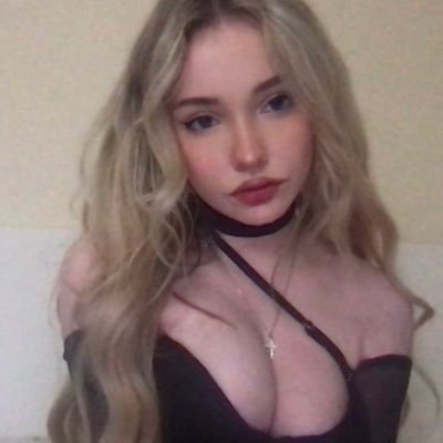 skzaaylzeigh's profile picture. swag is believing you can and will do something you cannot yet do. @_kmmkls