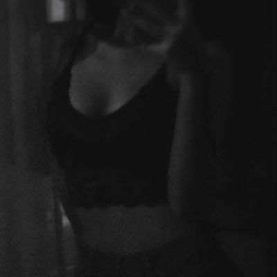 lizaangelica27's profile picture. gak suka basa basi