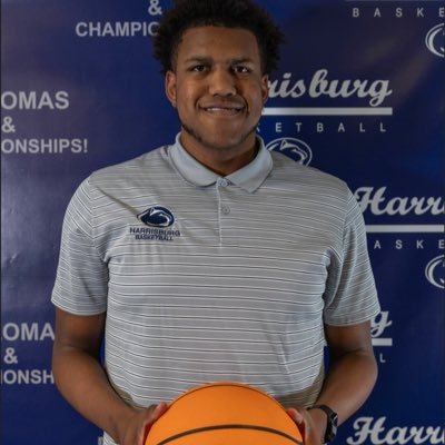 CoachZay04's profile picture. Assistant Men’s basketball coach @PSHbgMbb