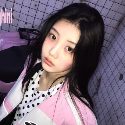 harqeela's profile picture. abang eyi, adek cilla, el, neya, dan adek wonhee.