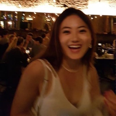 Barbara_KVH's profile picture. 🐸PEPE Mommy. Ex Nomura, Société Générale, Standard Chartered DCM Banker.