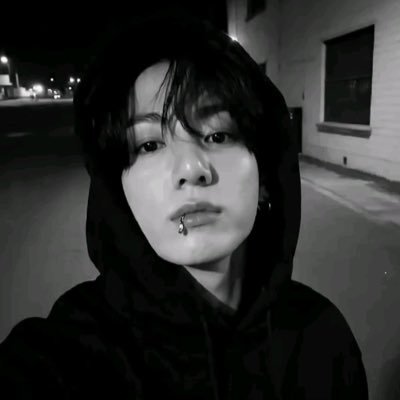 maxrlbro's profile picture. ㅤㅤ⠀⠀⠀⠀⠀⠀🔞 | Unreal 97's best sperm, radiates a slow-burn kind of allure. a full confidence that pulls your attention instantly . 𝘉Λ𝘋𝘖𝘚 —JJKGANK