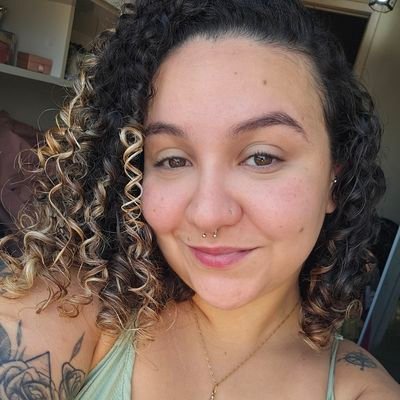 rhai_avellar's profile picture. 🌻