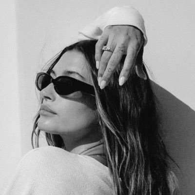 jeonswaists's profile picture. bangtan. @bts_twt