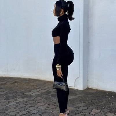 onlytens_'s profile picture. We are about cherishing the beauty and style of South African women🇿🇦DM for removal.