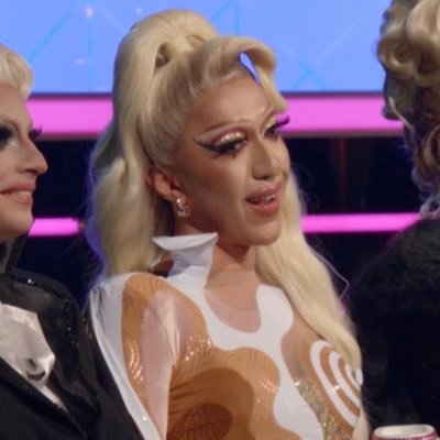 chai_t_grande's profile picture. Sweet, spicy and steaming hot 🇹🇭🇬🇧
Rupaul’s Drag Race UK Series 7 🏁👑
PR Enquiries: niall.hay@bbc.co.uk & jo.sear@bbc.co.uk