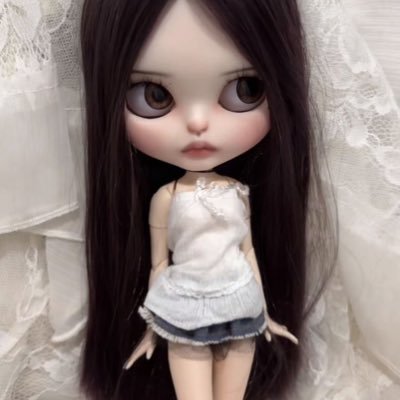 yssaintransit's profile picture. fcpa lawyer trapped in a hot girl’s body