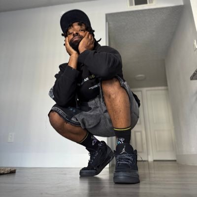 MjayHyp3's profile picture. Music Lover ✨ Self Lover ✨ No Fucks Giver 💜 Long Live Mac