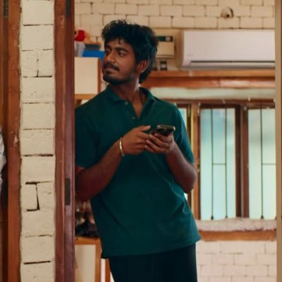 Ashok___04's profile picture. எனை மகிழ்விக்காத எதுவும் எனக்கானது இல்லை என்பேன்..! #சிவன் #முருகன் #தமிழ் #அம்மா_பையன் @actorvijay ❤ #TVK #Single 🤷 #CR7 #ROHIT 💙 #Nani #HARRIS #GV 🫴🤍