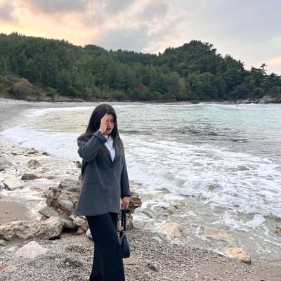 melekkylldzz's profile picture. 🪬