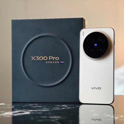 lukaszknap82's profile picture. Tech news 📱Vivo X300 Pro