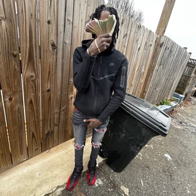 slimegetem6's profile picture. Dog Shit Rapper Amiri With Knots