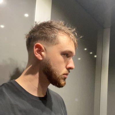 ecomzander's profile picture. Founder @ HeyBuddy 🐶 | Co-Founder @ https://t.co/BxLLzSrNDC