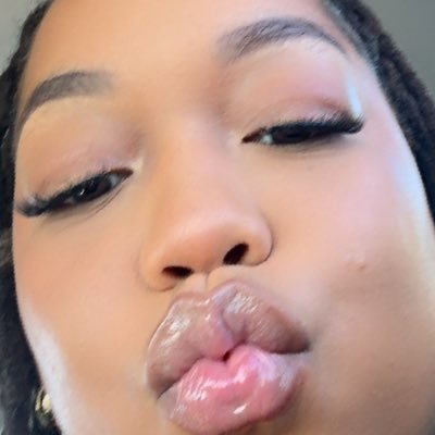 inamikwashere's profile picture. here for the laughs & das it