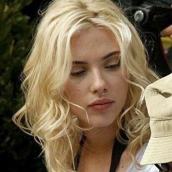 vampyromanoff's profile picture. xe/hy/hae/ath/they cannibalistic angelic nonbinary femme lesbian vampyr