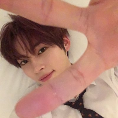 dejunthezerose's profile picture. heyy we want some #샤오쥔 heyy we want some #성한빈