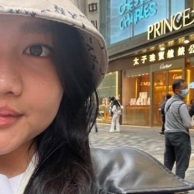 geibs1u_12ra's profile picture. she/her living her best

:: Peace of mind is the oxygen of the soul💯❤️