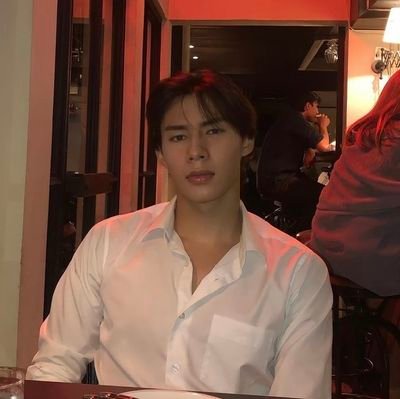 hwalinhelio's profile picture. 'from now on, we're choosing different paths'