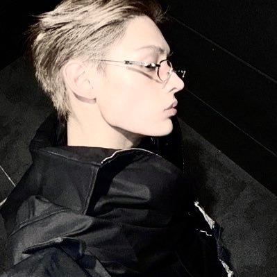 madconjrz's profile picture. ⠀ ⠀⠀ ⠀⠀don't trust me, I'm a lair