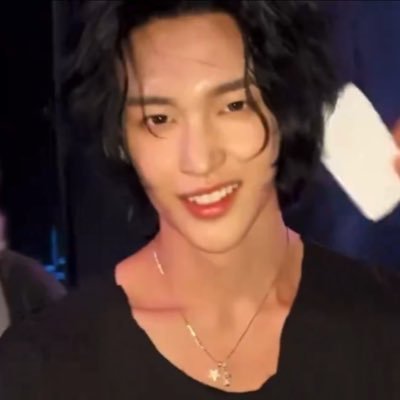 kyoongscloud's profile picture. 🇵🇹🇨🇺 she/her - 20yo ~ saw a.c.e 061124 ———— + ateez, riize, taemin & zb1 at mubank 270925 — “넌 one and only, my orbit is you” ❤️‍🩹 pt, eng, (esp)