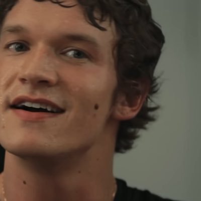 biconbuckley's profile picture. if you don’t like shane hollander, we won’t get along