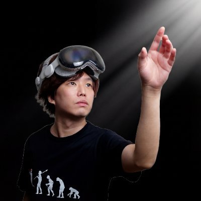 3DVR3's profile picture. 最新のVR･AR･MR情報を動画で分かりやすく伝えます☺︎🕶 AI×XR /
VR解説YouTube https://t.co/ZcjTw8HEtj /
監修ゲーム🔞ミスター秘密侵入VR @MrVR_GameCreat /
自作WebXRゲーム https://t.co/v8iIiWfIHf