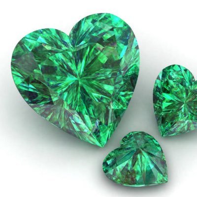 chantran99's profile picture. KHÔNG CÓ ÁP LỰC, SẼ KHÔNG CÓ KIM CƯƠNG.