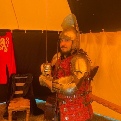 Chaluhacov's profile picture. Twitch streamer | Level Designer | Wannabe Voice - Actor | Podcaster at After Work Gamers https://t.co/R7GIQkXAaB