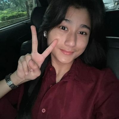 Vincejius's profile picture. jangan di scroll terlalu dalam, takutnya .....