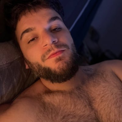 RichOliveira_'s profile picture. upside down, don't blame me