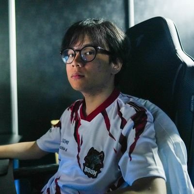 whitecatwww's profile picture. '08 valorant @teamsecret 🇵🇭