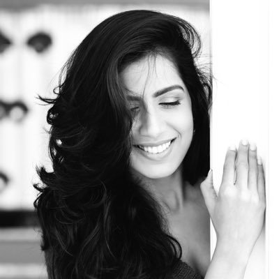 LakshmiRIyer's profile picture. 🎬 Director | Producer at Streetsmart Productions | YouTuber 400K Subscribers | 🎤 TEDx Speaker #AlooBhujia #FirstSecondChance #SeasonedWithLove #ThePact