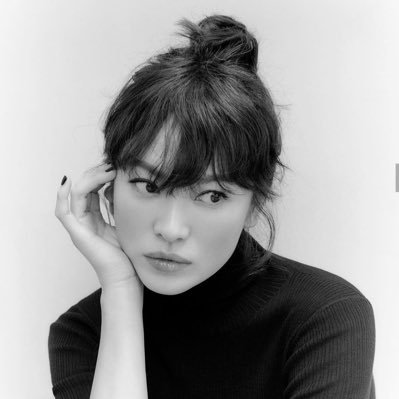 idreamed_ofyou's profile picture. “does it bother you?„