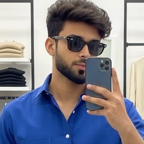 uyirey_'s profile picture. ❤️‍🔥yeriyum nerupil.. yerindhadhu en idhayam.. theeyaga nee.. thirundhadha nan... yerindhalum un ninaivugalai sumakum sumaithangiye indha sizzlerheart