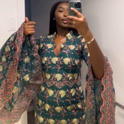 Rokhaya_D's profile picture. @Pendaskh’s sister | Le Joli Bébé des Awliya | God, books, fashion and vibes., بو الخليفة