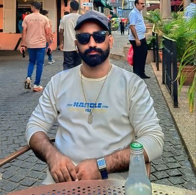 nf_stutus's profile picture. 🅝&🅕
Life is like a mirror 🪞if you smile
the smile comes back to you ☺️u ☺️