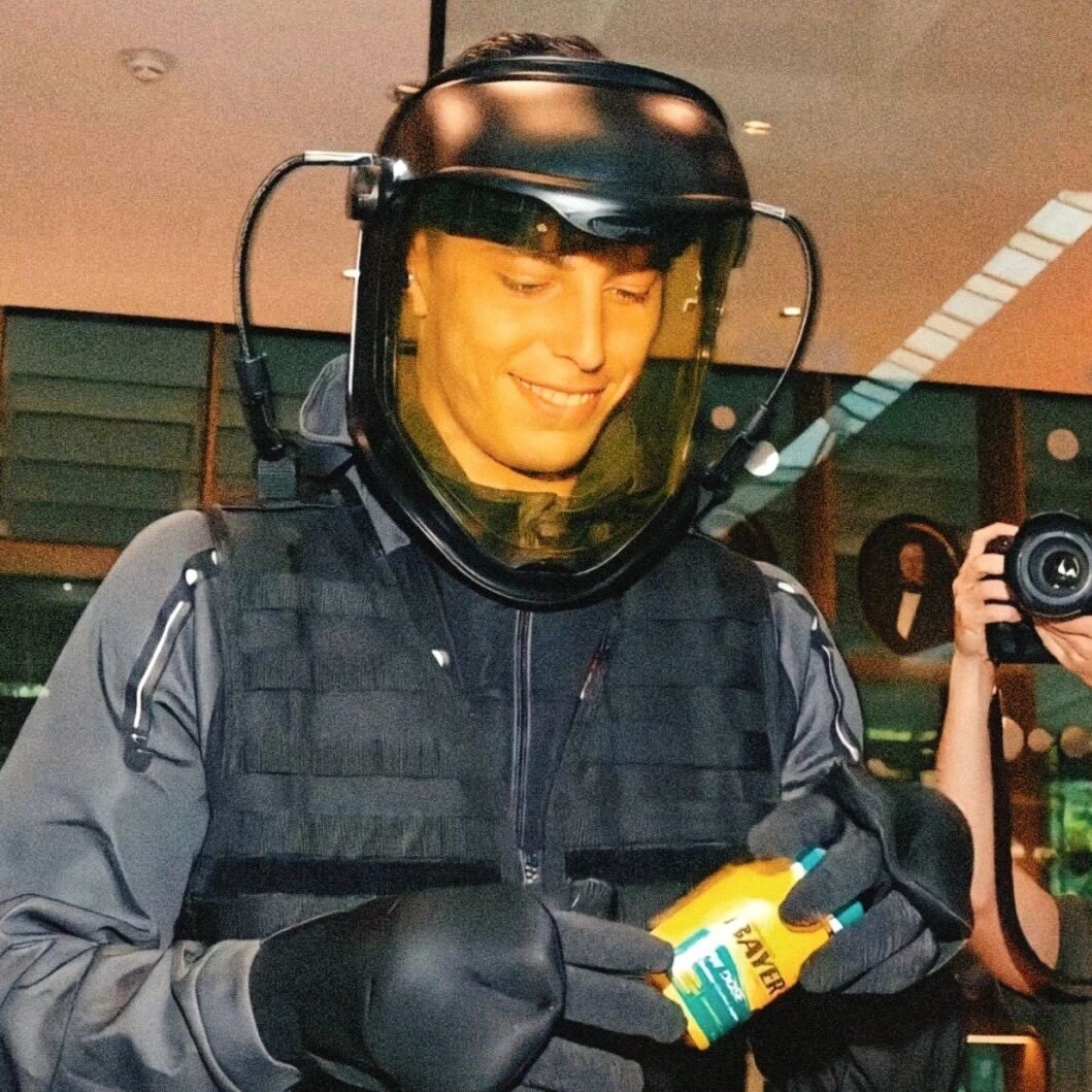 AimHigh77777's profile picture. 