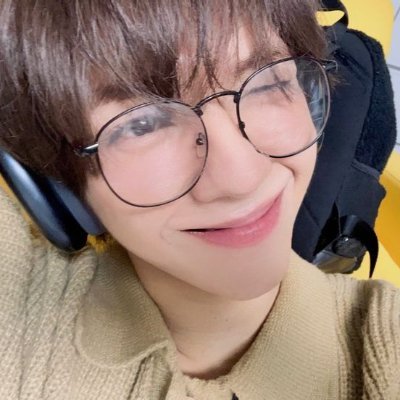 taurusmisakii's profile picture. bts. svt. txt. enhypen. ahof