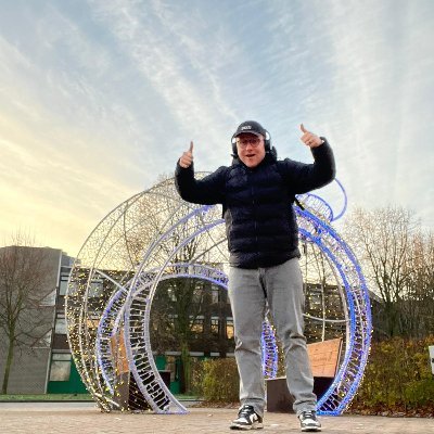 paulvdlaan's profile picture. Graphic designer, barista en radiomaker bij @oogtv