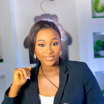 Uchechi_Annie's profile picture. LL.B (hons), B.L 
#capricorn #musiclover #🏋️‍♀️