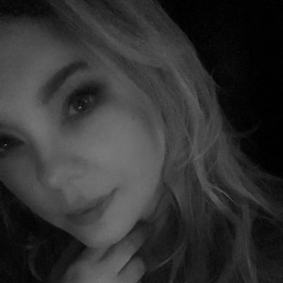 sugarpecans's profile picture. ~First one to talk loses~