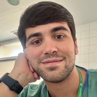 carlosfdez22's profile picture. Urología HUVN 🏥